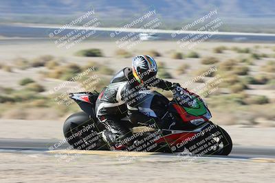 media/Oct-26-2025-Race Pace (Sun) [[c1447ca738]]/Verified/1-Turn 9 Inside (930am)/